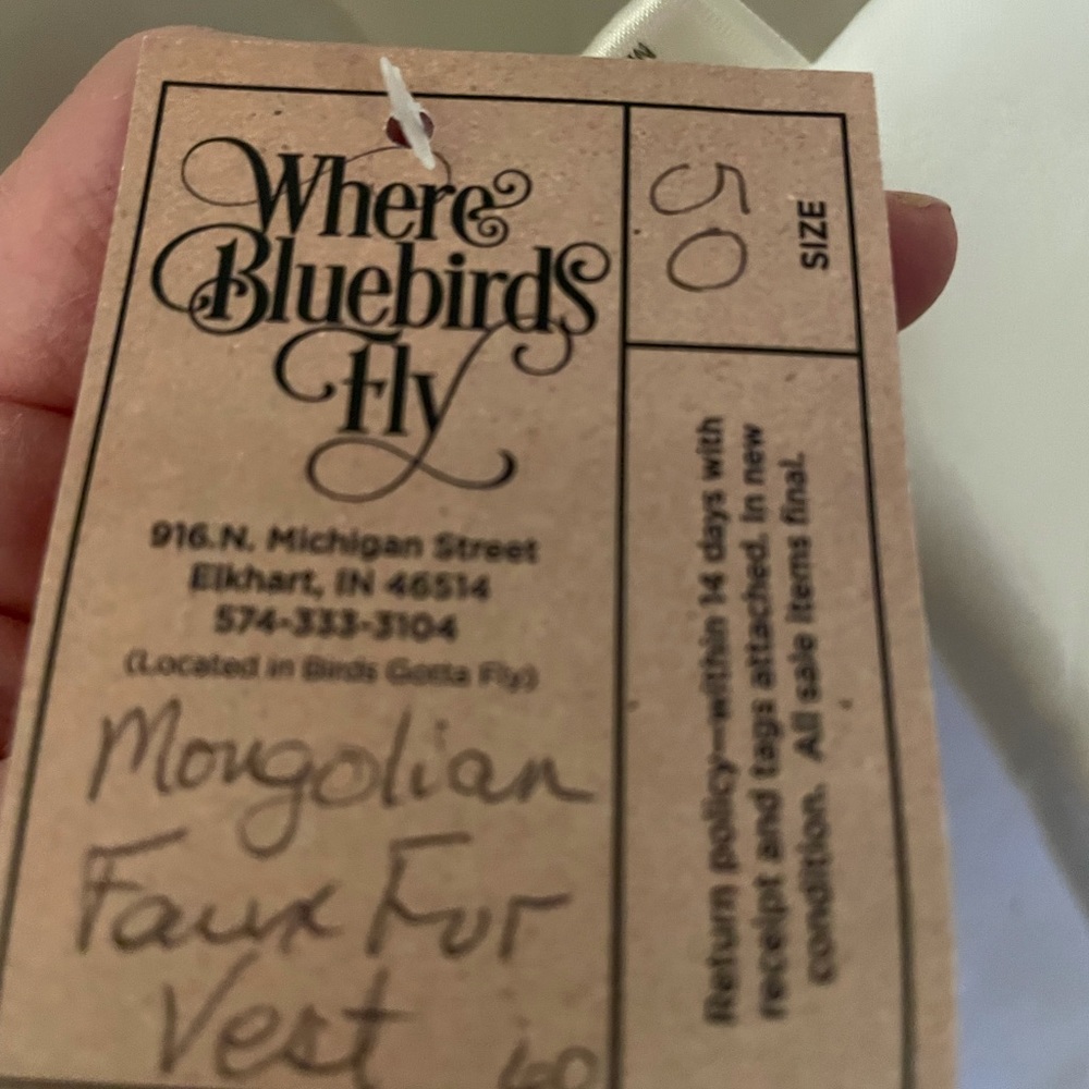 NWT: White Mongolian Faux Fur Vest - Picture 2 of 4